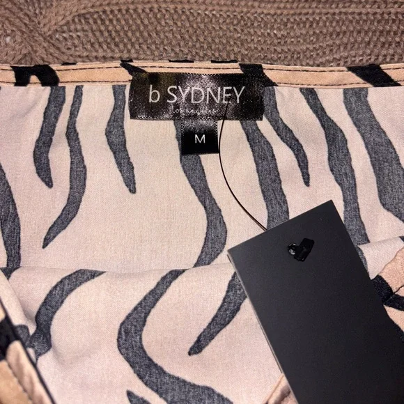 Zebra Print Mini Skirt - Picture 2 of 2